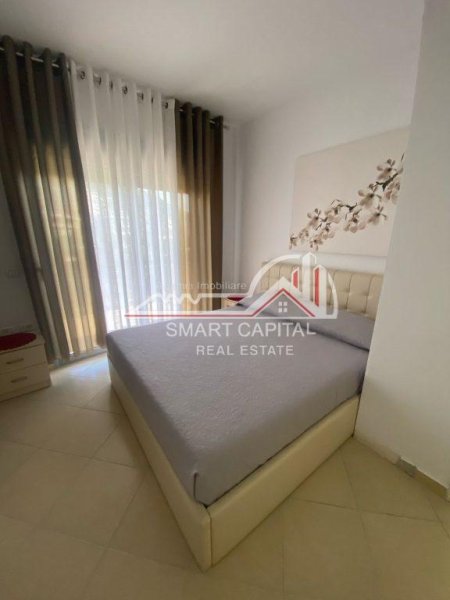 Vlore, jepet me qera 1+1+Ballkon Kati 4, 75 m² 320 € 