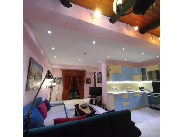 Tirane, jepet me qera apartament 2+1 Kati 6, 127 m² 600 € (Don Bosko)