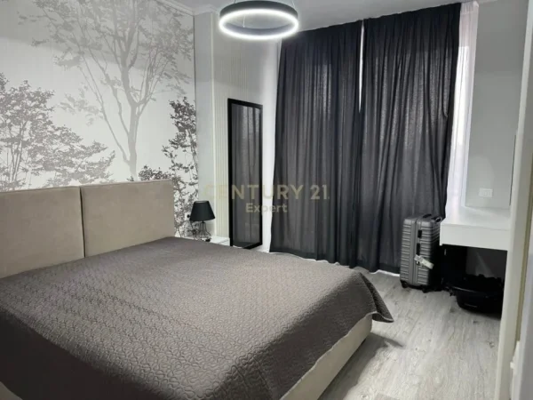 Tirane, jepet me qera apartament 1+1 Kati 4, 70 m² 700 € (Rr . Bardhyl)