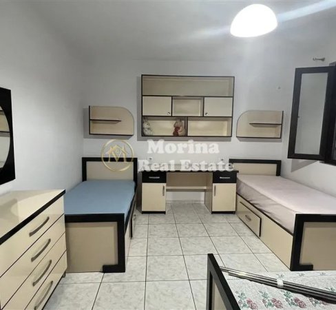 Tirane, jepet me qera shtepi 1 Katshe , 130 m² 500 € (Selite)