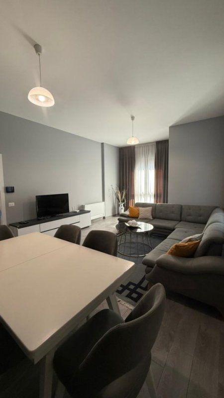 Tirane, jepet me qera apartament 3+1+Ballkon Kati 5, 145 m² 1.200 € (Square 21)