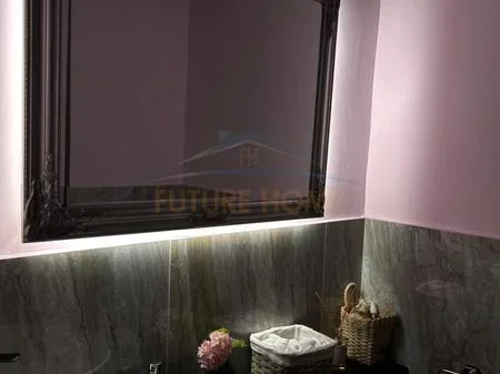 Tirane, shitet ambjent biznesi Kati 0, 88 m² 65.000 € (Komuna e Parisit)