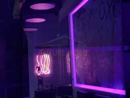 Tirane, shitet ambjent biznesi Kati 0, 88 m² 65.000 € (Komuna e Parisit)