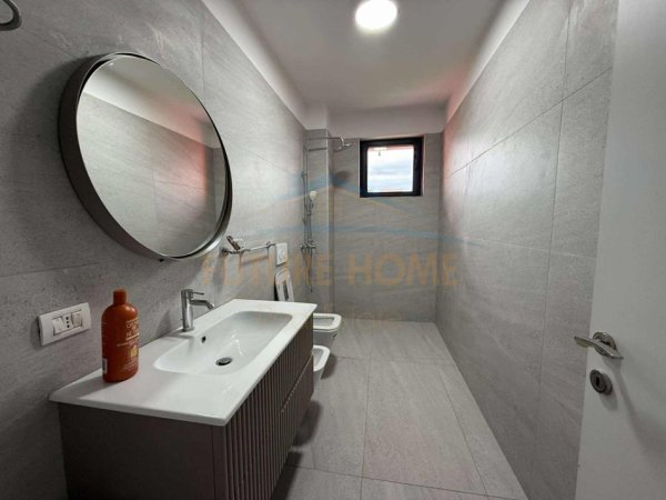 Tirane, jepet me qera apartament 2+1+Ballkon Kati 4, 108 m² 650 € (Rezidenca future home unaza e re ( ka edhe parkim ))