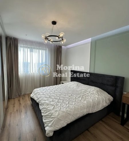 Tirane, jepet me qera apartament 3+1+Ballkon Kati 11, 126 m² 1.000 € (Astir)