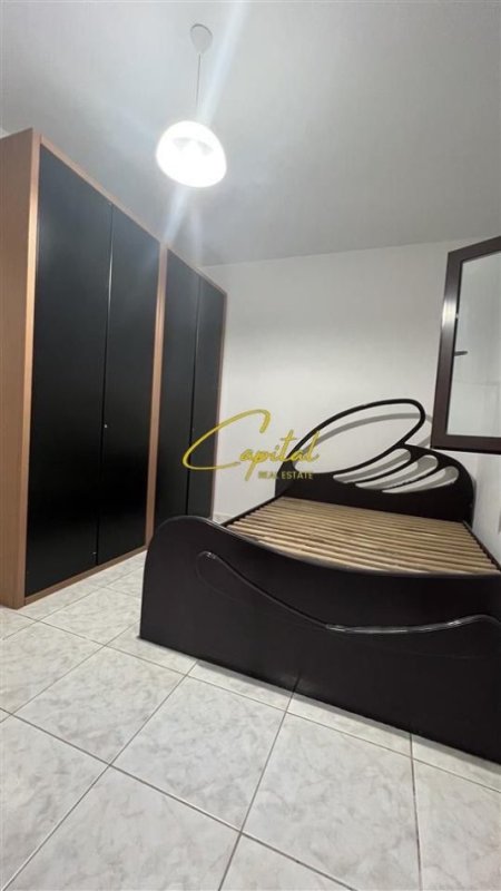 Tirane, jepet me qera apartament 2+1 Kati 0, 130 m² 500 € (KOMBINAT)