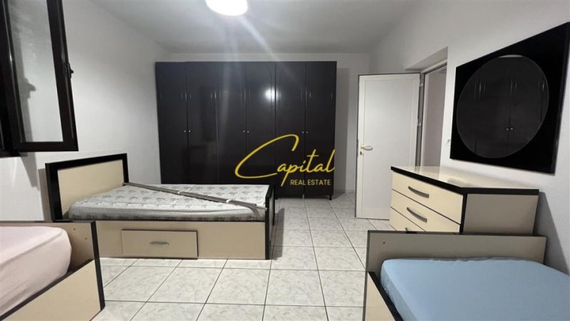 Tirane, jepet me qera apartament 2+1 Kati 0, 130 m² 500 € (KOMBINAT)