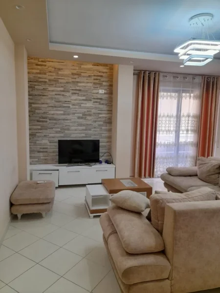 Tirane, jepet me qera apartament 2+1+Ballkon Kati 3, 112 m² 500 € (Prane Pasticeri Melisa)
