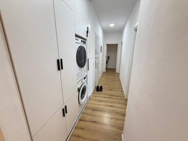 Tirane, jepet me qera apartament 2+1 Kati 3, 100 m² 850 € 