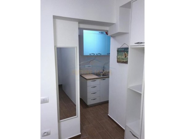 Tirane, shitet apartament 1+1 Kati 1, 23 m² 55.000 € (Rruga Ferit Xhajko)