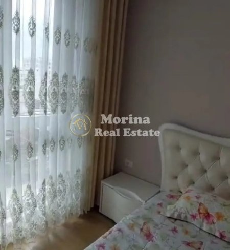 Tirane, jepet me qera apartament 1+1 Kati 3, 71 m² 600 € (Frigoriferi, Rruga Besa,)