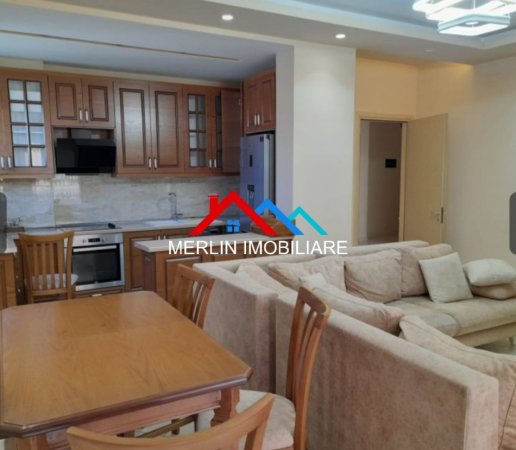 Tirane, jepet me qera apartament 2+1+Ballkon Kati 3, 106 m² 500 € (RRUGA MUHAMED DELIU,FRESK)
