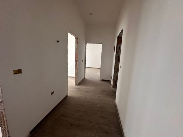 Tirane, shitet apartament 2+1 Kati 7, 102 m² 265.400 € 