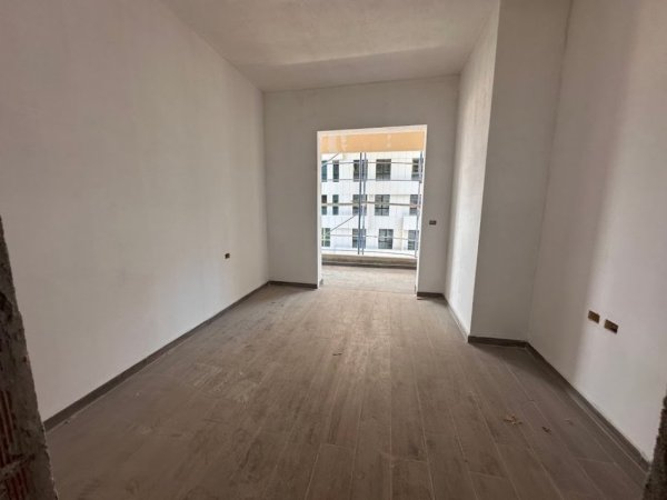 Tirane, shitet apartament 2+1 Kati 7, 102 m² 265.400 € 