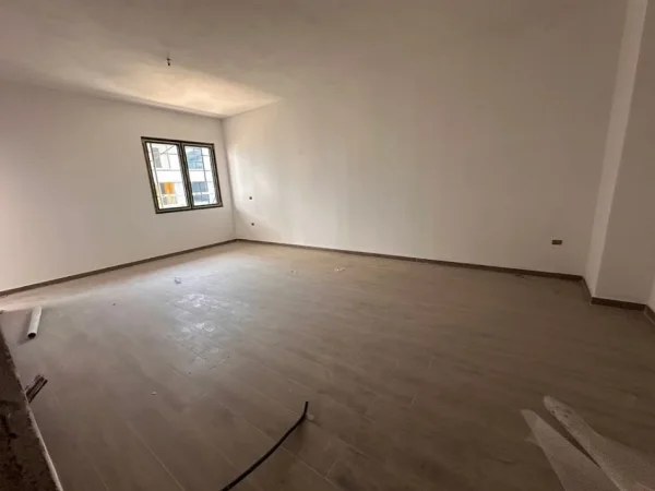 Tirane, shitet apartament 2+1 Kati 7, 102 m² 270.300 €