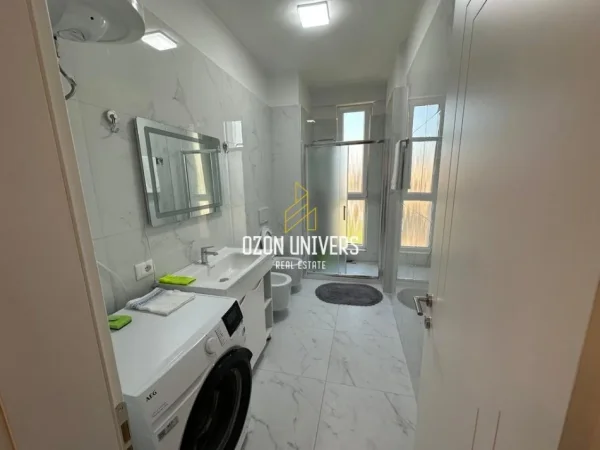 Tirane, jepet me qera apartament 1+1 Kati 3, 74 m² 600 € (bulevardi zogu i 1)
