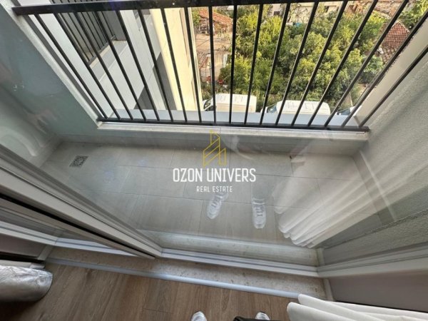 Tirane, jepet me qera apartament 1+1 Kati 3, 74 m² 600 € (bulevardi zogu i 1)