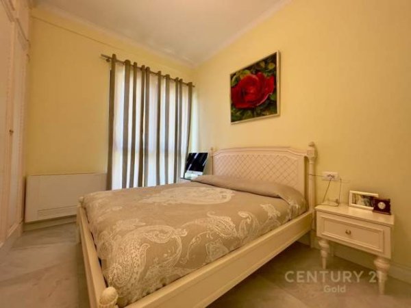 Tirane, jepet me qera apartament 2+1 Kati 5, 1.000 Euro (rruga e kavajes)