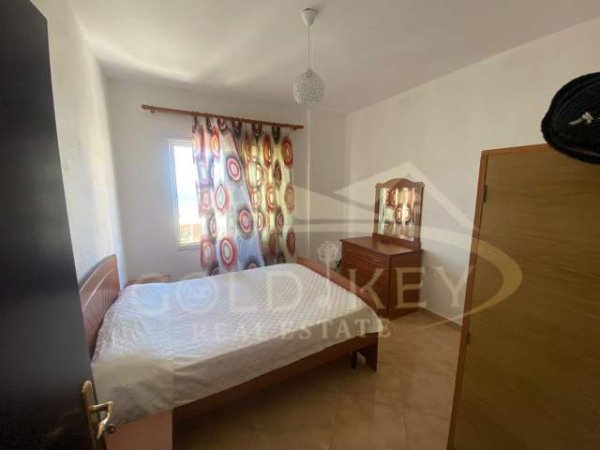 Durres, jepet me qera apartament 2+1+BLK Kati 4, 95 m² 400 Euro (Plazh, Durres)