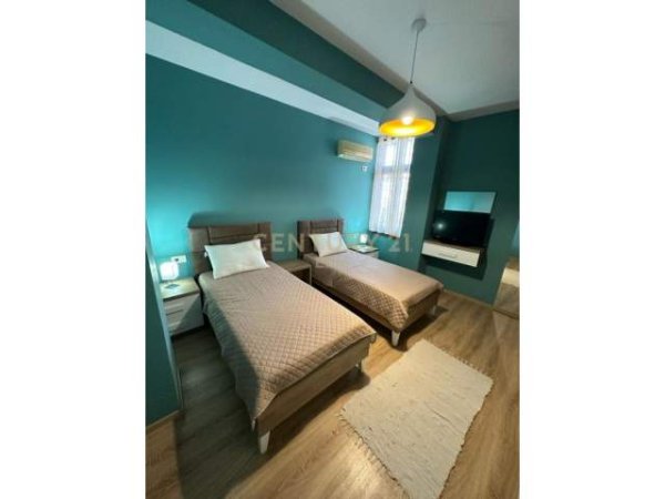 Tirane, jepet me qera apartament 2+1+BLK Kati 4, 100 m² 700 Euro (Pazari i Ri)
