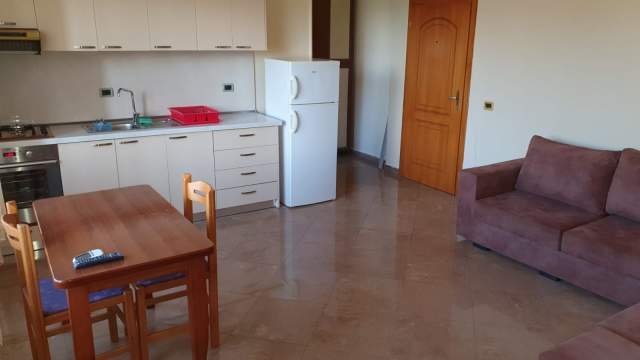 Tirane, jepet me qera apartament 1+1 Kati 5, 47 m² 400 Euro (RRUGA SAMI FRASHERI)
