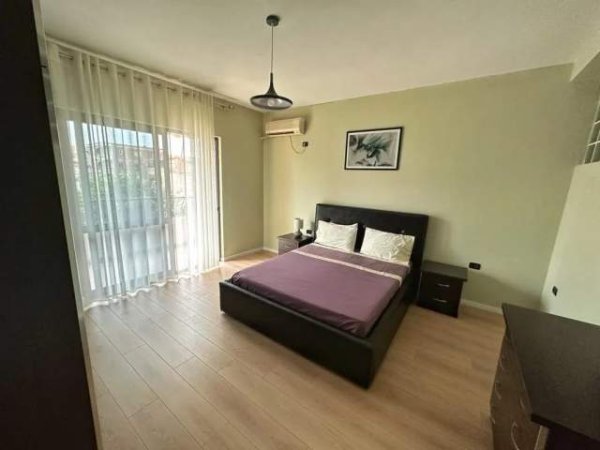 Tirane, jepet me qera apartament 2+1 Kati 2, 90 m² 45.000 Leke (Rruga Besa)