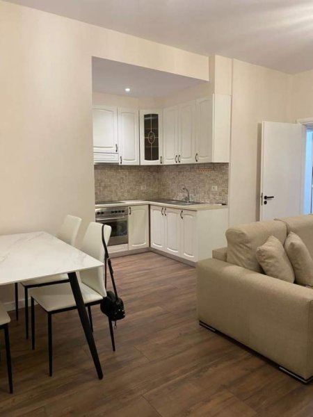 Tirane, Jepet me Qera Apartament Kati 3, 120 m² 500 Euro Astir,tek 2 Palmat