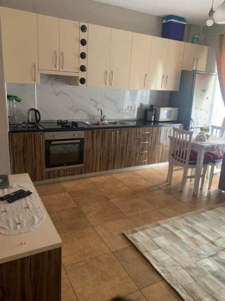 Tirane, shitet apartament 1+1+BLK Kati 3, 69 m² 63.000 Euro (Fresk)