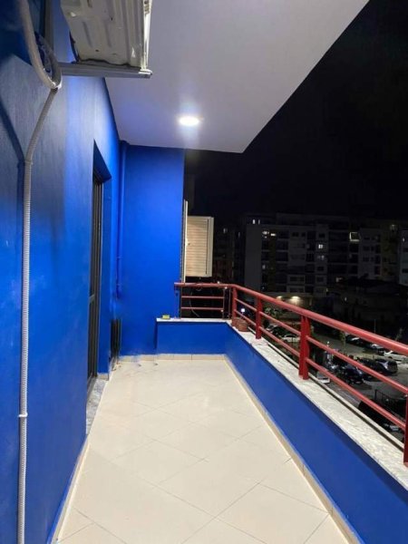 Tirane, jap me qera apartament 2+1+BLK Kati 3, 120 m² 500 Euro (Unaza e Re)