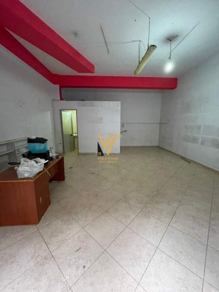 Tirane, shitet dyqan Kati 0, 48 m² 65.000 Euro (ALLIAS)