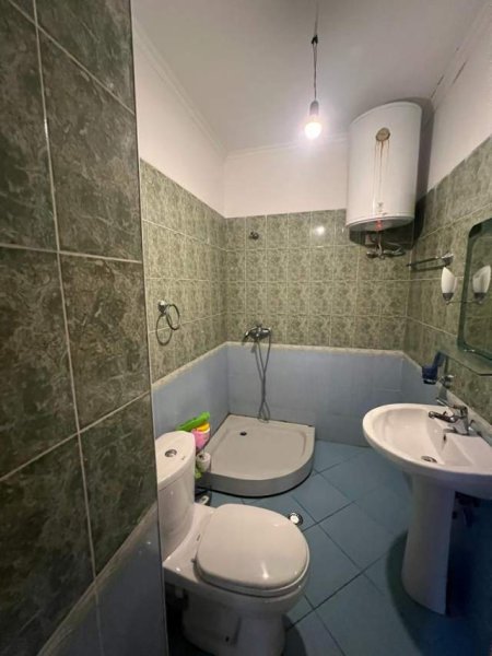 Tirane, shes apartament 2+1+BLK Kati 1, 140 m² 115.000 Euro (Bulevardi Migjeni)