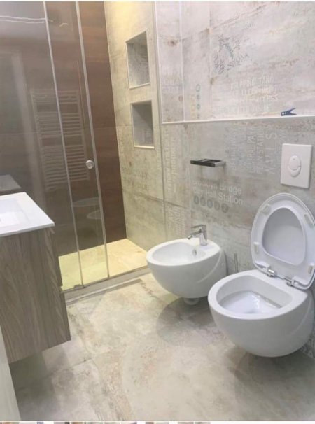 Tirane, jap me qera apartament 2+1+BLK Kati 2, 85 m² 700 Euro (Rruga Kodra e Diellit)