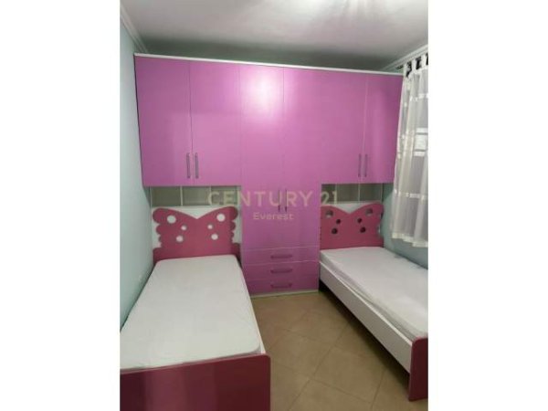 Tirane, jepet me qera apartament 2+1+BLK Kati 6, 75 m² 500 Euro (Blv. i Ri)