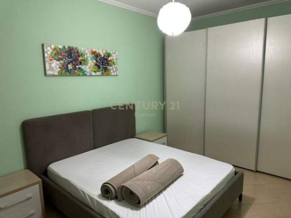 Tirane, jepet me qera apartament 2+1+BLK Kati 6, 75 m² 500 Euro (Yzberisht Tirane)