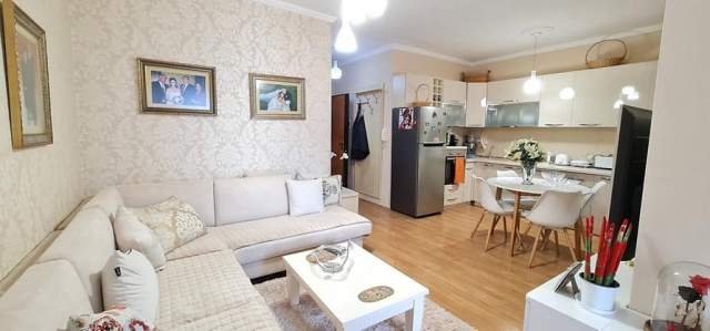 Tirane, shitet apartament 1+1+BLK Kati 16, 60 m² 132.000 Euro (Pazari i RI)