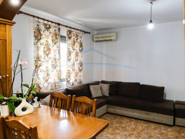 Tirane, shitet apartament 1+1 Kati 3, 50 m² 75.000 Euro (Rruga Ndre Mjeda)