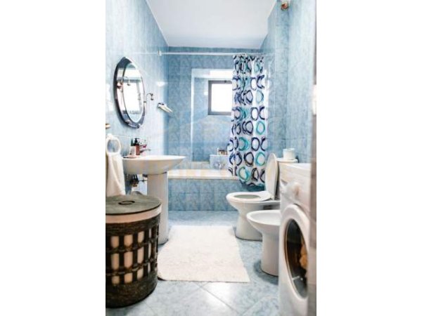 Tirane, shitet apartament 1+1 Kati 3, 50 m² 75.000 Euro