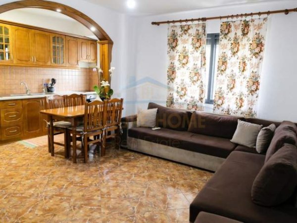 Tirane, shitet apartament 1+1 Kati 3, 50 m² 75.000 Euro (Rruga Ndre Mjeda)