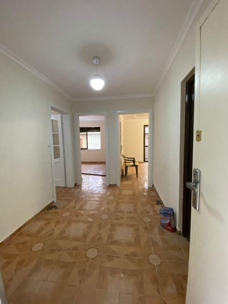 Tirane, jepet me qera apartament 2+1+BLK Kati 0, 100 m² 500 Euro (Ali Demi)