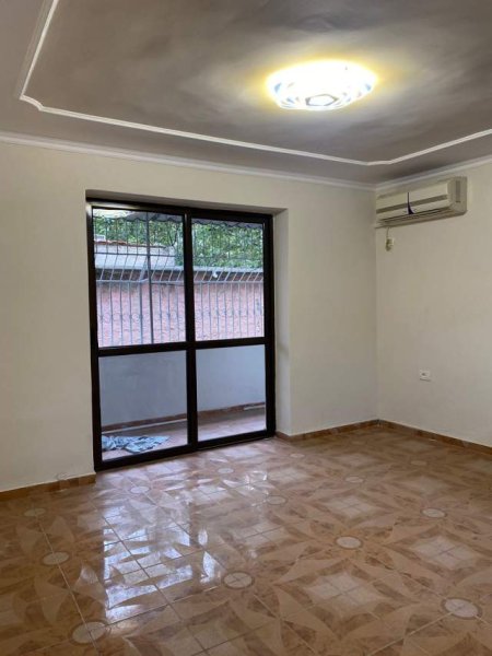 Tirane, jepet me qera apartament 2+1+BLK Kati 0, 100 m² 500 Euro (Ali Demi)
