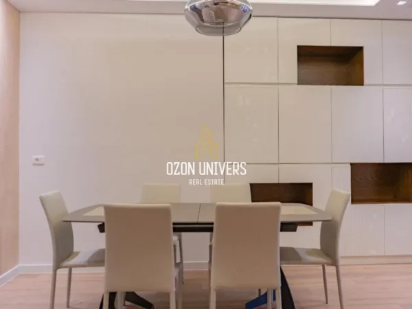Tirane, jepet me qera apartament 2+1 Kati 3, 126 m² 850 € (rezidenca kodra e diellit)