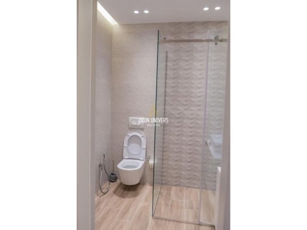 Tirane, jepet me qera apartament 2+1 Kati 3, 126 m² 850 € (rezidenca kodra e diellit)