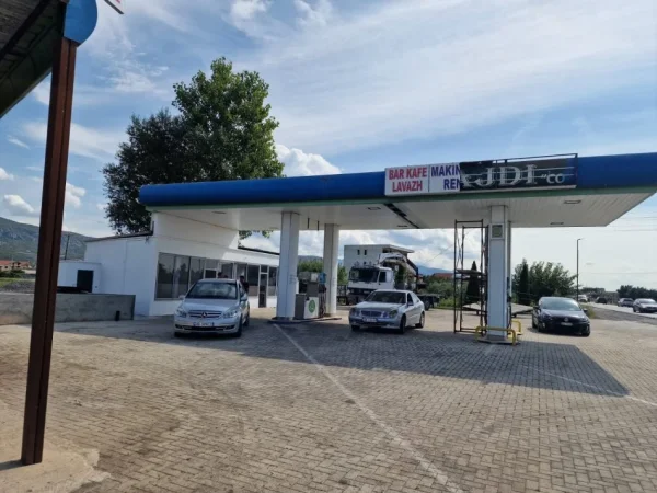 Lezhe, shitet Kati 0, 1.000 m² 195.000 € (Lezhe)