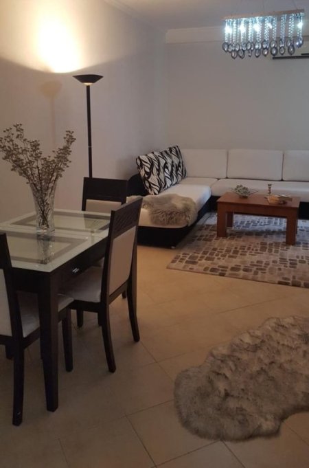 Tirane, jepet me qera apartament 1+1 Kati 3, 70 m² 450 € 