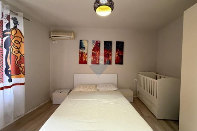 Tirane, jepet me qera Vile 1+1 , 104 m² 500 € (Rruga e Dibres, prane shkolles Misto Mame)