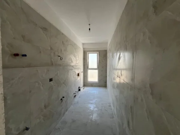 Tirane, shitet apartament 1+1+Ballkon , 69 m² 110.240 € (Rruga Dritan Hoxha)