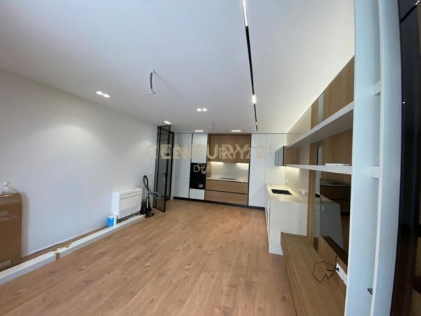 Tirane, shitet apartament 2+1+Aneks+Ballkon Kati 2, 124 m² 299.000 € (Liqeni i thate)