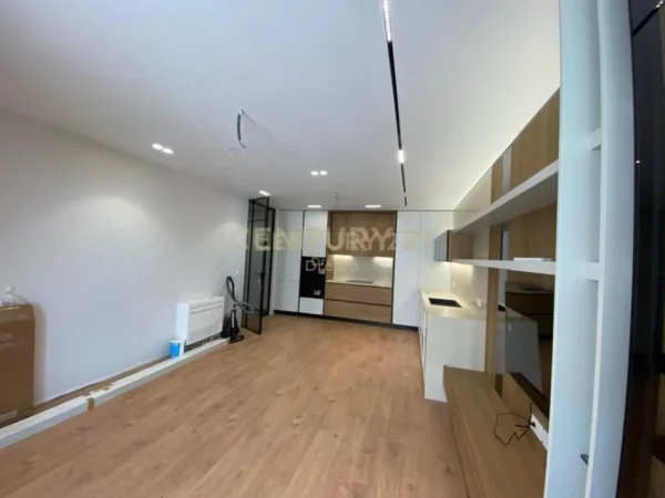 Tirane, shitet apartament 2+1+Aneks+Ballkon Kati 2, 124 m² 299.000 € (Liqeni i thate)