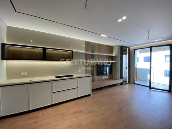 Tirane, shitet apartament 2+1+Aneks+Ballkon Kati 2, 124 m² 299.000 € (Liqeni i thate)