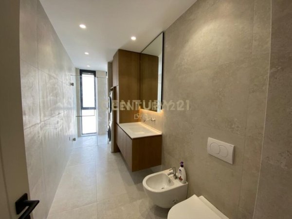 Tirane, shitet apartament 2+1+Aneks+Ballkon Kati 2, 124 m² 299.000 € (Liqeni i thate)